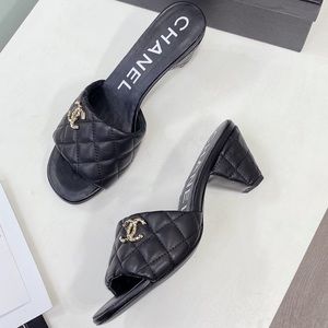 Lambskin Quilted Textured CC Mules